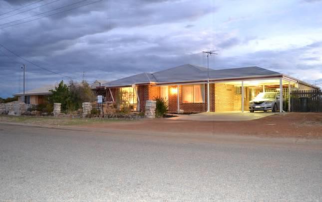 Leeman WA Accommodation Batemans Bay