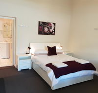 Stirling Apartments - Studio 1 - Accommodation Batemans Bay