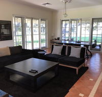 Caves Road Guest Houses - Accommodation Batemans Bay