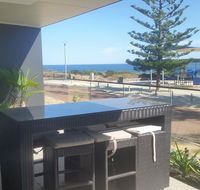 Mandurah beach front apartment - Accommodation Batemans Bay