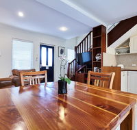 Fremantle Townhouse Unit 6 - Accommodation Batemans Bay