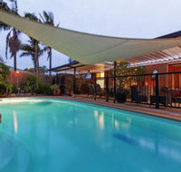 The Entertainer - Accommodation Batemans Bay