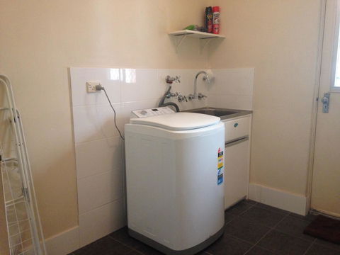 â˜… Stylish Family Home! â˜… - Accommodation Batemans Bay 23