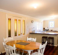 Yvonnes Rest Holiday Home - Accommodation Batemans Bay