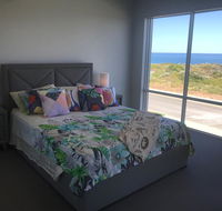 Beach House at SeaScapes.. - Accommodation Batemans Bay