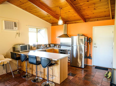 The Bothy Lancelin Family Retreat - Accommodation Batemans Bay 5