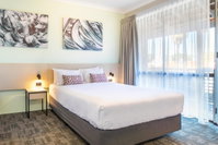 Book Wanneroo Accommodation Vacations Accommodation Batemans Bay Accommodation Batemans Bay