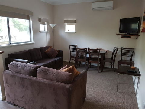 Adamsons Riverside Accommodation - Accommodation Batemans Bay 38