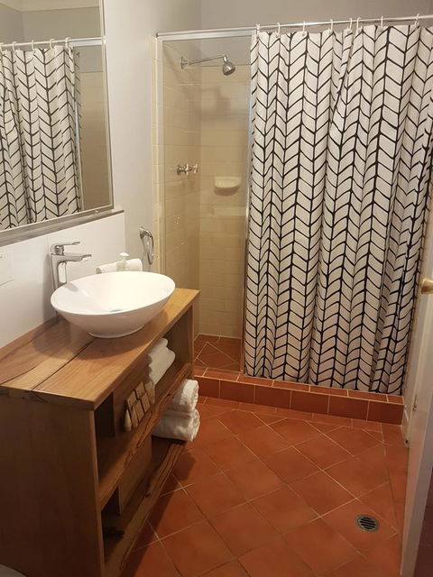 Adamsons Riverside Accommodation - Accommodation Batemans Bay 16