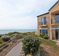 Caravel Beach House Mandurah - Accommodation Batemans Bay