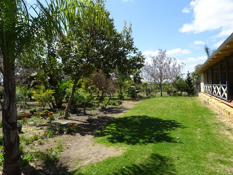 Majestichomestead B&B - Accommodation Batemans Bay 25