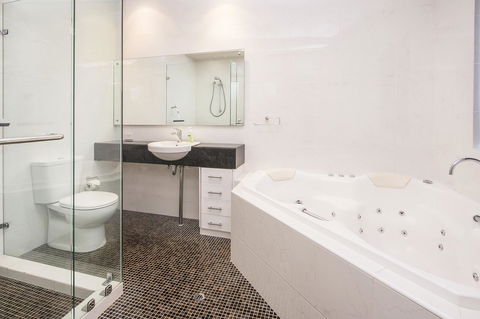 12/26 Yallingup Beach Road - Accommodation Batemans Bay 5