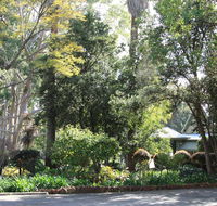 Two sisters Chalets - Accommodation Batemans Bay
