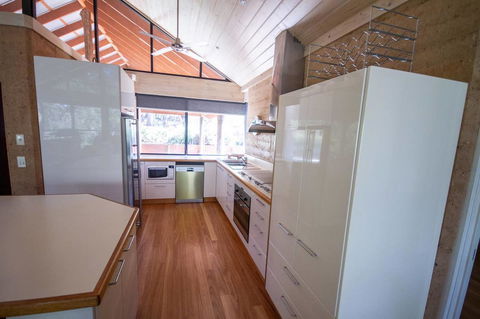 Arum - Close To The Margaret River - Accommodation Batemans Bay 8