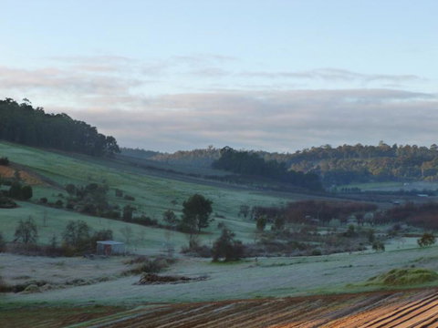 Bickley Valley Cottage - Accommodation Batemans Bay 6