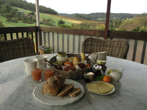 Bickley Valley Cottage - Accommodation Batemans Bay 8