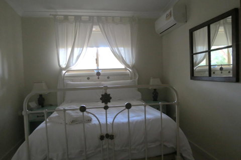 Bentwood Olive Grove Accommodation - Accommodation Batemans Bay 6