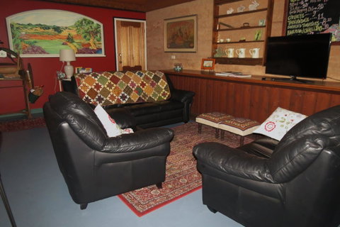Bentwood Olive Grove Accommodation - Accommodation Batemans Bay 4
