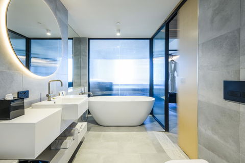 Quay Perth - Accommodation Batemans Bay 4