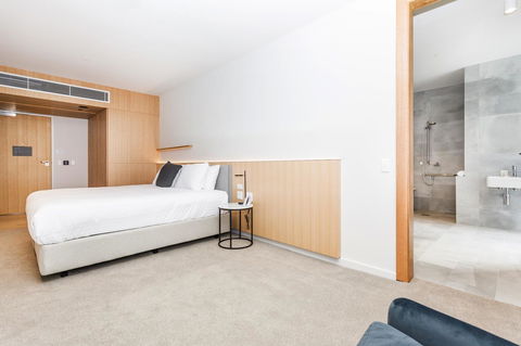 Quay Perth - Accommodation Batemans Bay 8