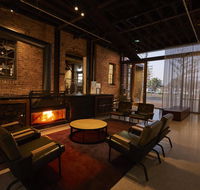 The Premier Mill Hotel - Accommodation Batemans Bay