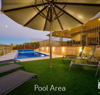 7 Kestrel Place - PRIVATE JETTY  POOL - Accommodation Batemans Bay