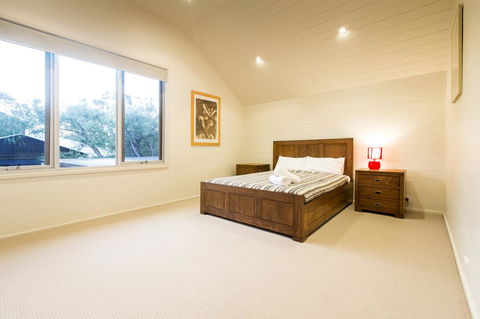 Arthouse - Accommodation Batemans Bay 16