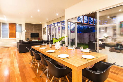 Arthouse - Accommodation Batemans Bay 2
