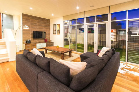 Arthouse - Accommodation Batemans Bay 8