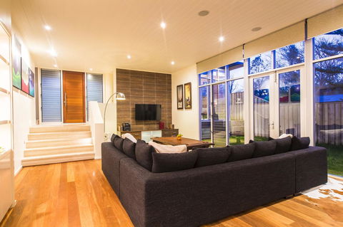 Arthouse - Accommodation Batemans Bay 3