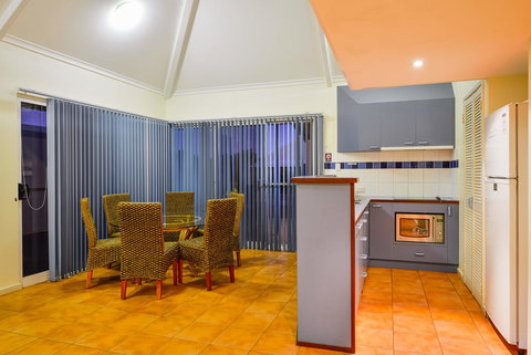 Osprey Holiday Village Unit 119 - Accommodation Batemans Bay 4