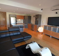 The Arcadia Apartment - Accommodation Batemans Bay