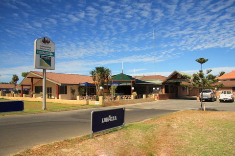 Cervantes Pinnacles Motel - Accommodation Batemans Bay 0