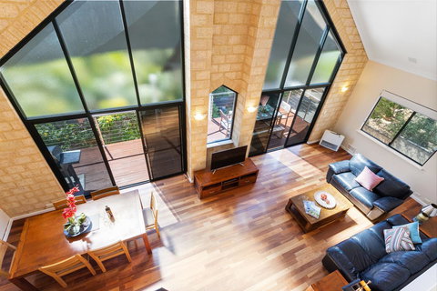 Swanview Ardross Shortstays - Accommodation Batemans Bay 0