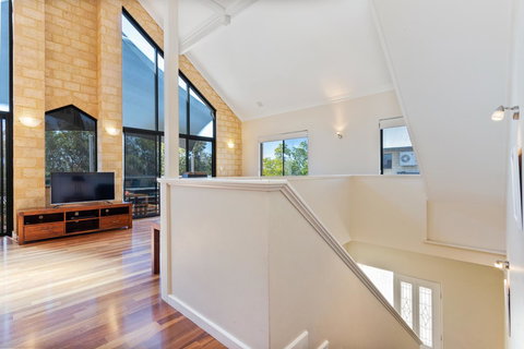 Swanview Ardross Shortstays - Accommodation Batemans Bay 11