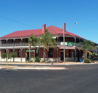The Palace Hotel - Accommodation Batemans Bay