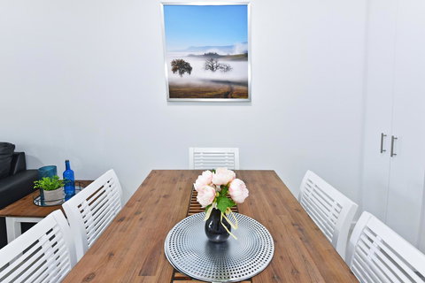 Infinite Apartment Opposite Garden City - Accommodation Batemans Bay 5