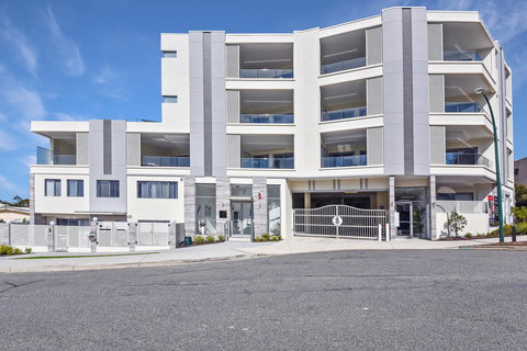 Infinite Apartment Opposite Garden City - Accommodation Batemans Bay 14