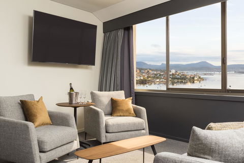 Wrest Point - Accommodation Batemans Bay 5