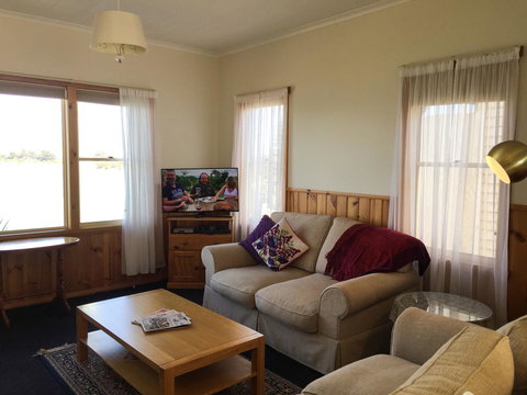 Stanley Hotel & Apartments - Accommodation Batemans Bay 22