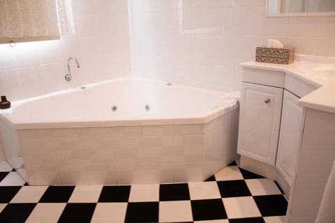 Stanley Hotel & Apartments - Accommodation Batemans Bay 12