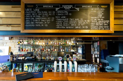 Customs House Hotel - Accommodation Batemans Bay 7
