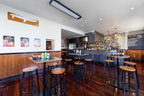 Customs House Hotel - Accommodation Batemans Bay 25