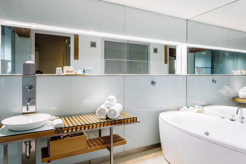 The Henry Jones Art Hotel - Accommodation Batemans Bay 41