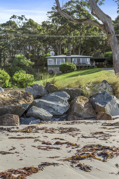 Summertime Cottage - Accommodation Batemans Bay 0