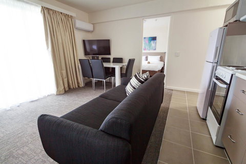 Adina Place Motel Apartments - Accommodation Batemans Bay 6