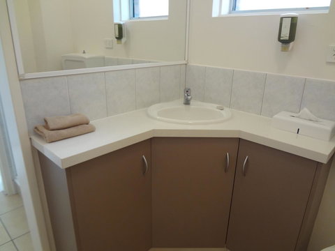 Adina Place Motel Apartments - Accommodation Batemans Bay 39