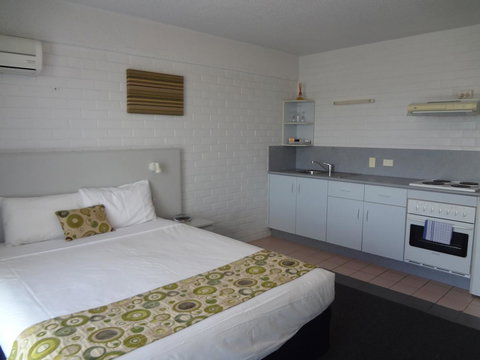 Adina Place Motel Apartments - Accommodation Batemans Bay 32