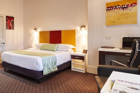Auldington Hotel - Accommodation Batemans Bay 13