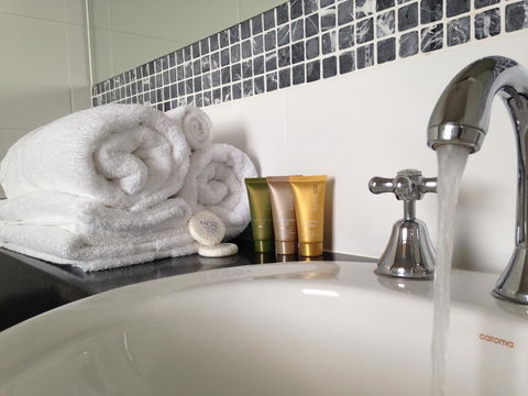 Auldington Hotel - Accommodation Batemans Bay 14